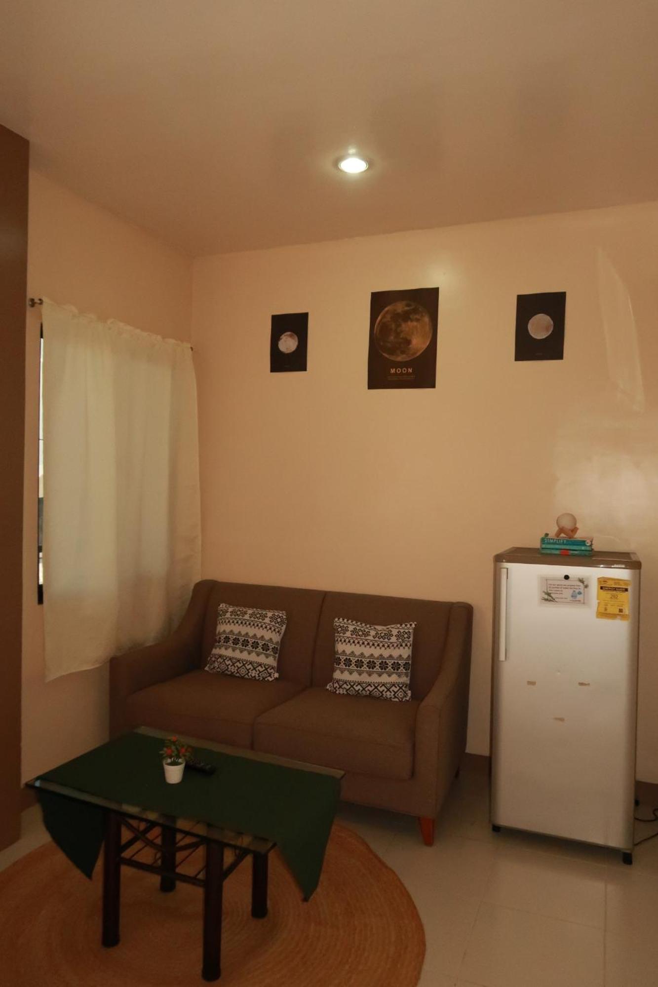 Jo-Cris Apartelle Мактан Экстерьер фото